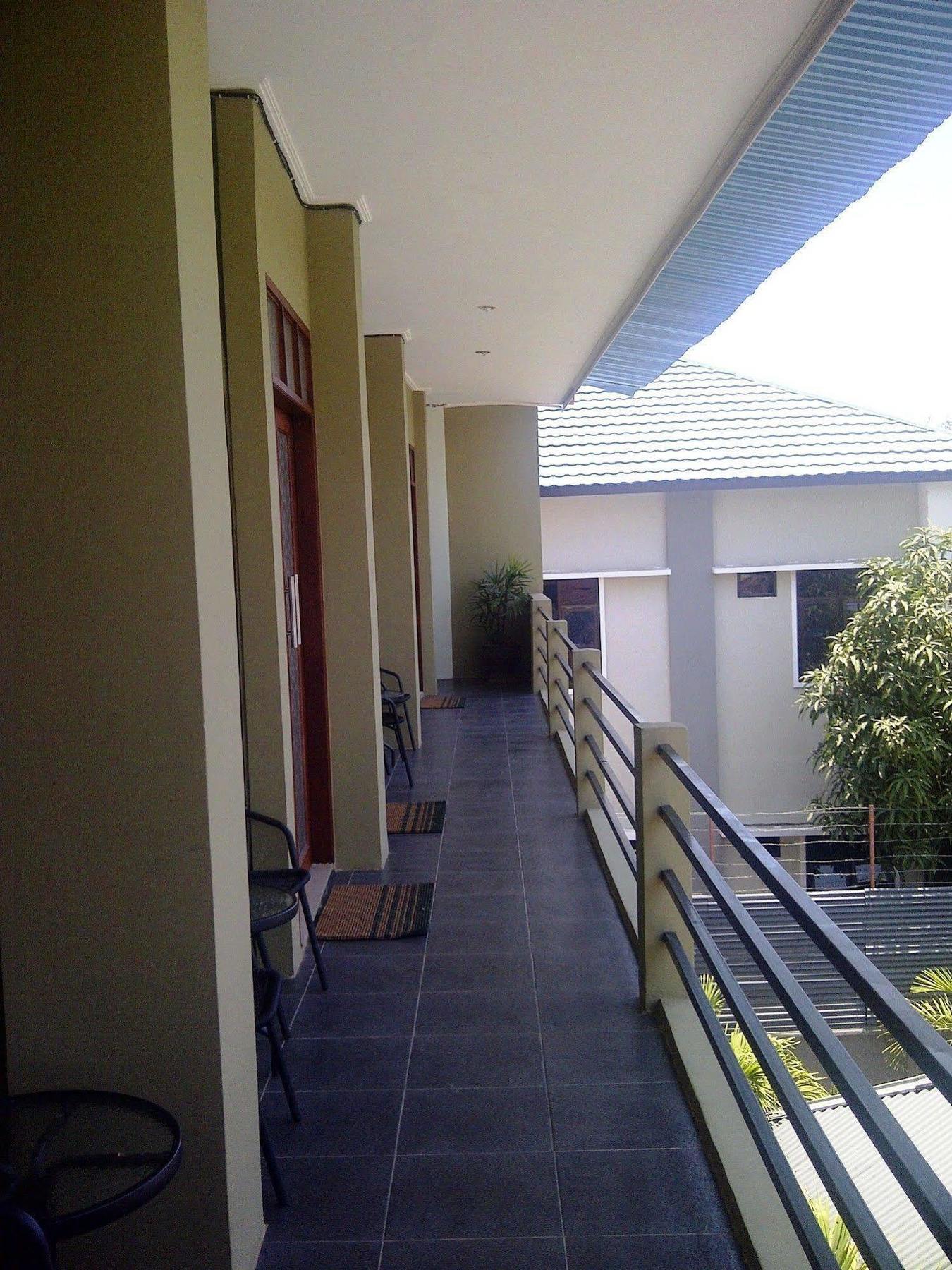 Makassar Breeze Place Residence Экстерьер фото